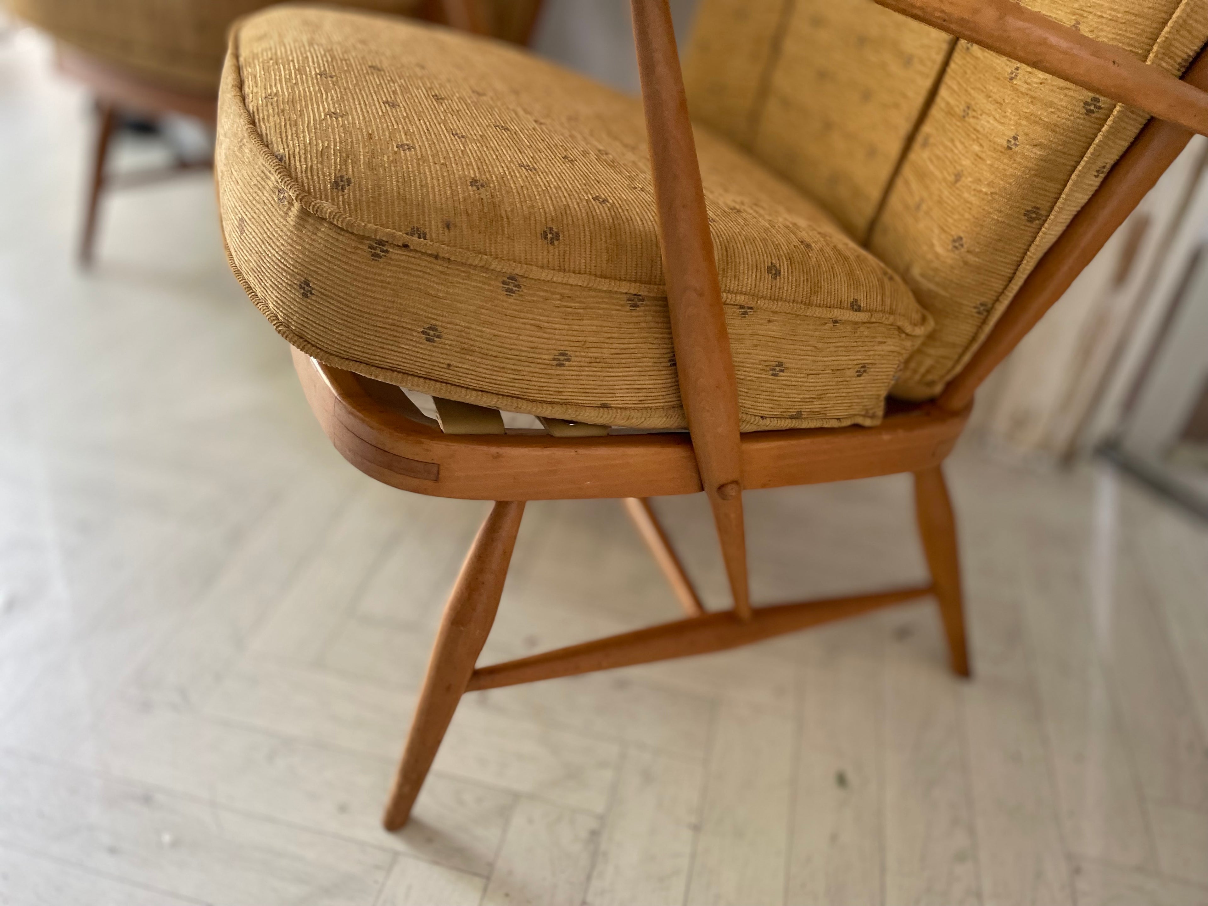 Vintage Ercol high back grandfather model 478 armchair