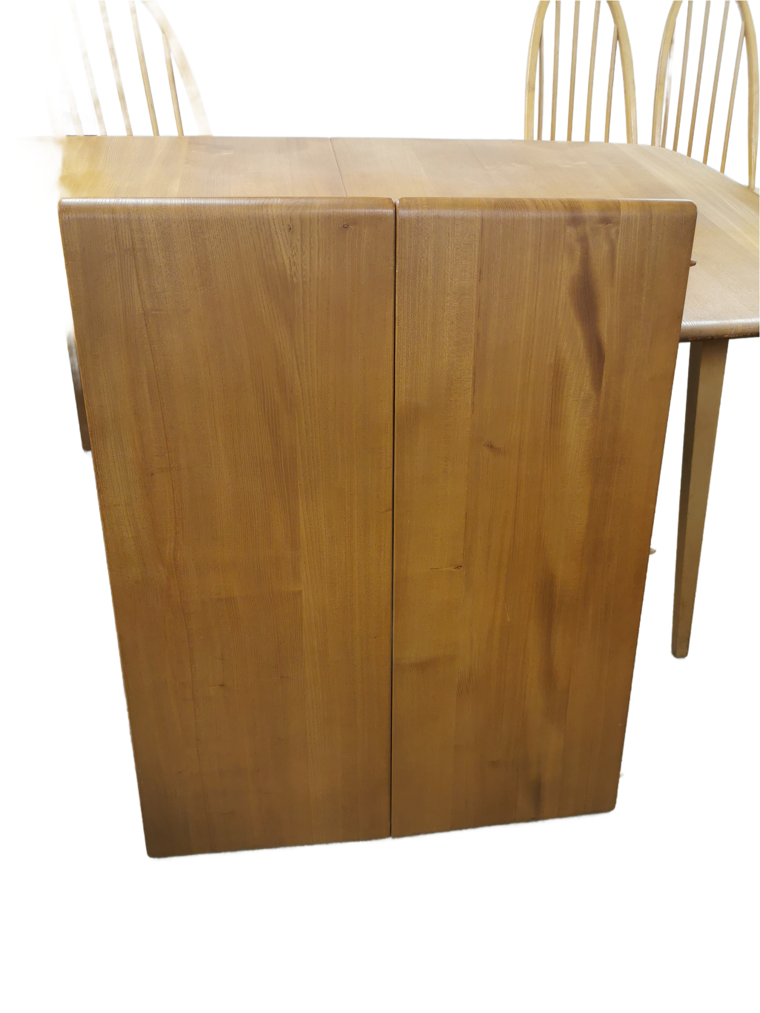 How to style an Ercol Grand Windsor table