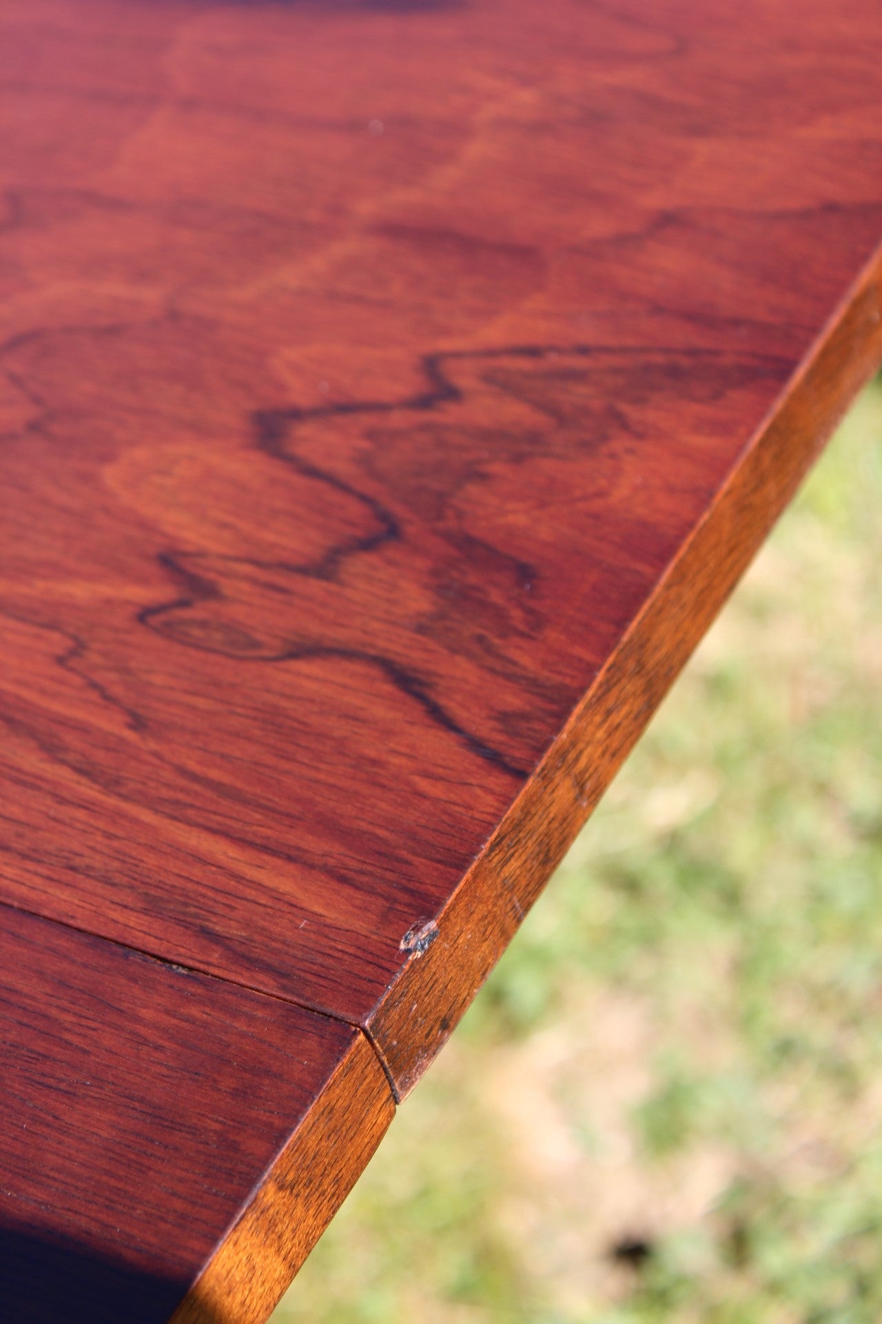 Vintage Hamilton Rosewood dining table with extendable leaf seating 6-8, crafted by Archie Shine