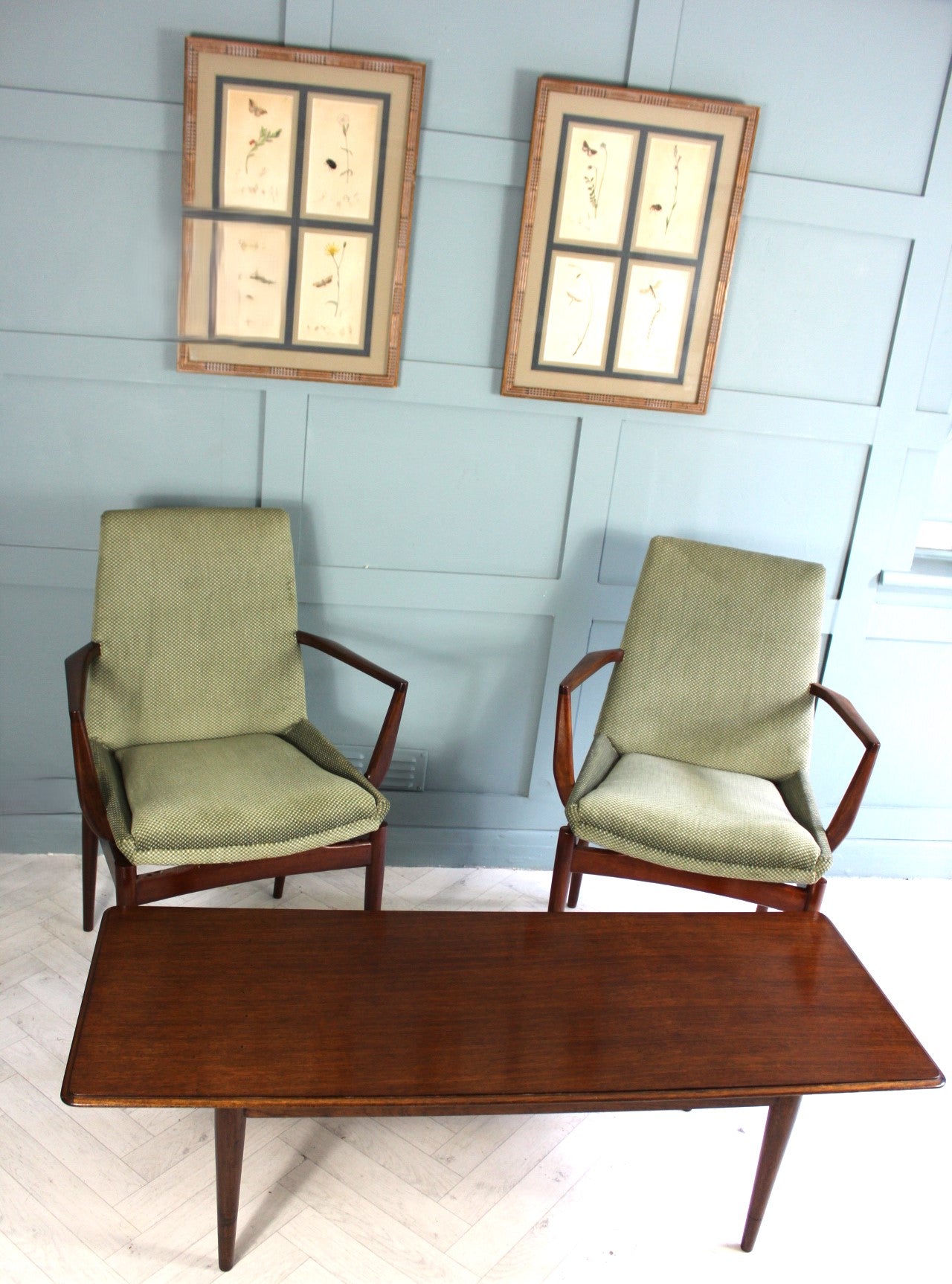 Mid Century Coffee Table By Robert Heritage For Archie Shine SOLD