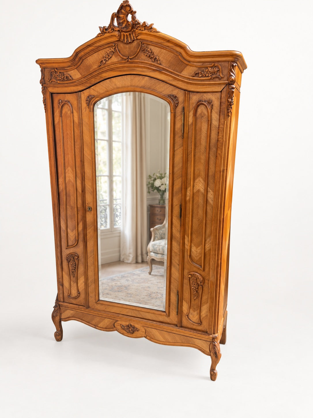 Antique_French_mirrored_wardrobe_in_walnut_veneer