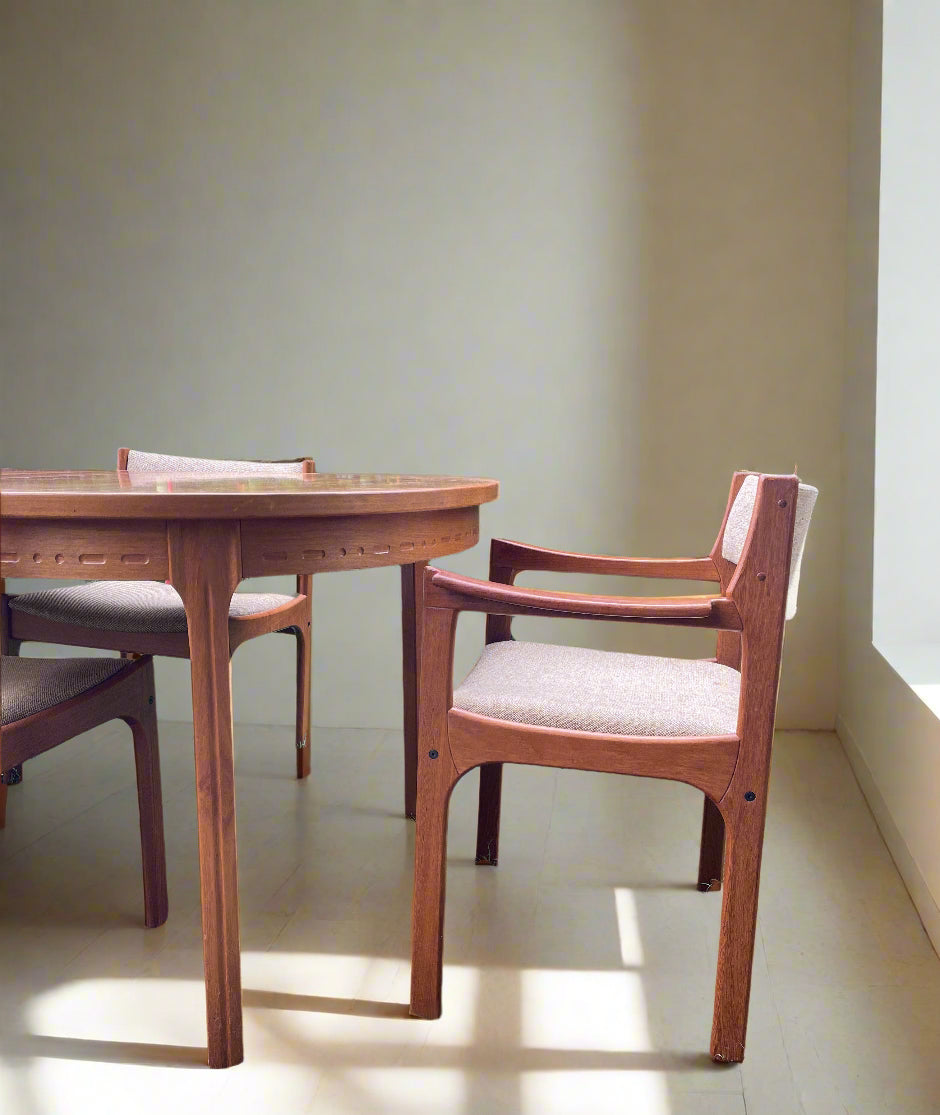 Nils Jonsson for Troeds – Double Extending Dining Table with Chairs (c.1970)