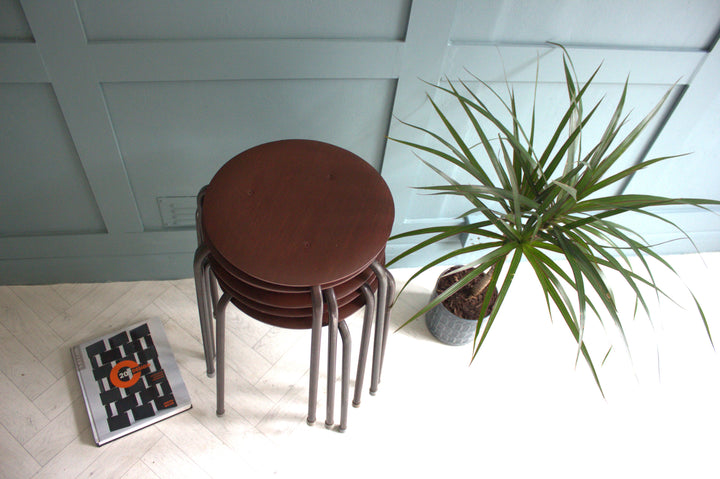 Mid-century modern Fritz Hansen Dot stool designed by Arne Jacobsen