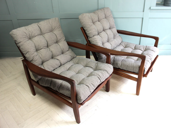 Midcentury Lounges Chairs