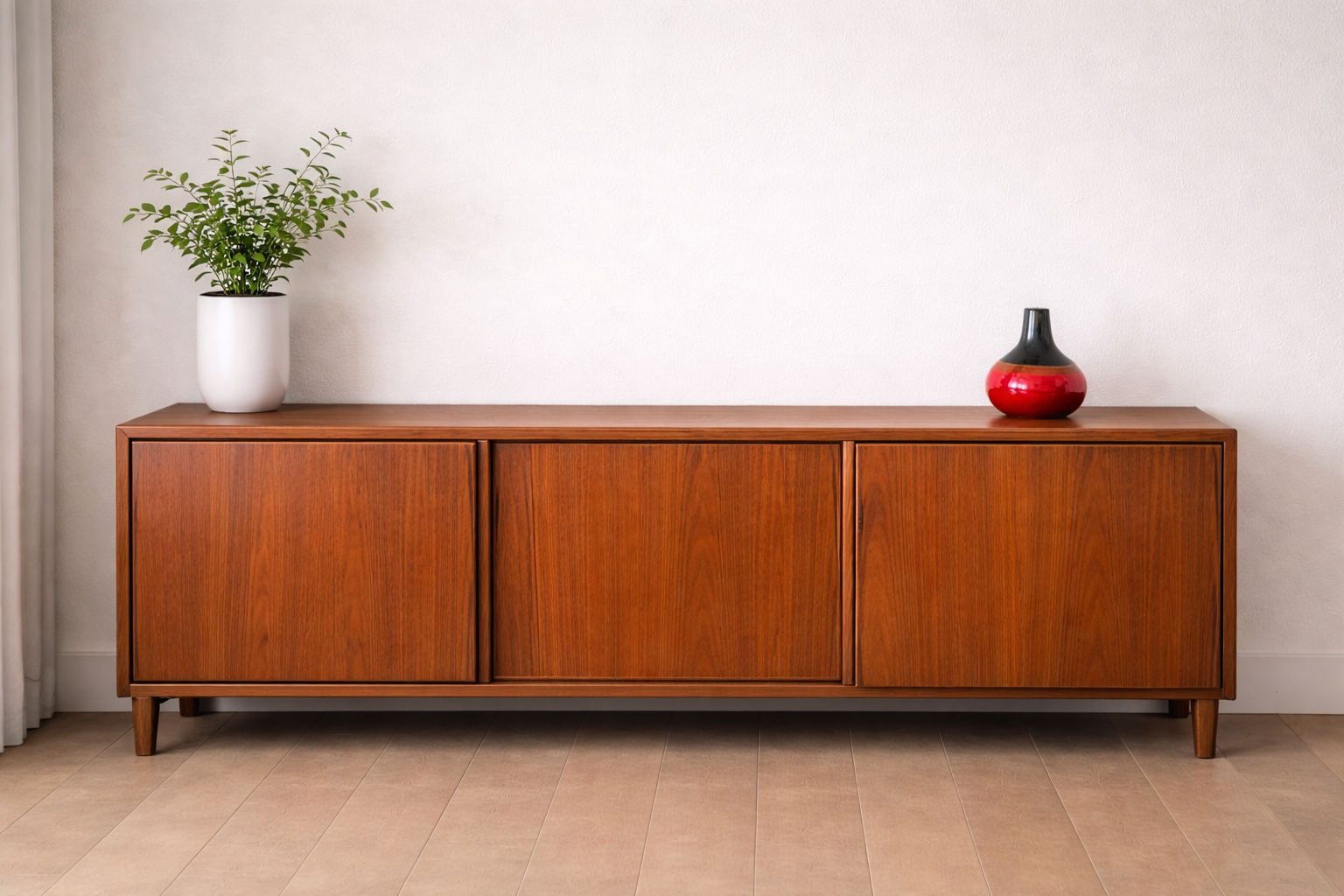 Vintage Red and Black Glazed Ceramic Vase – Mid-Century Studio Pottery