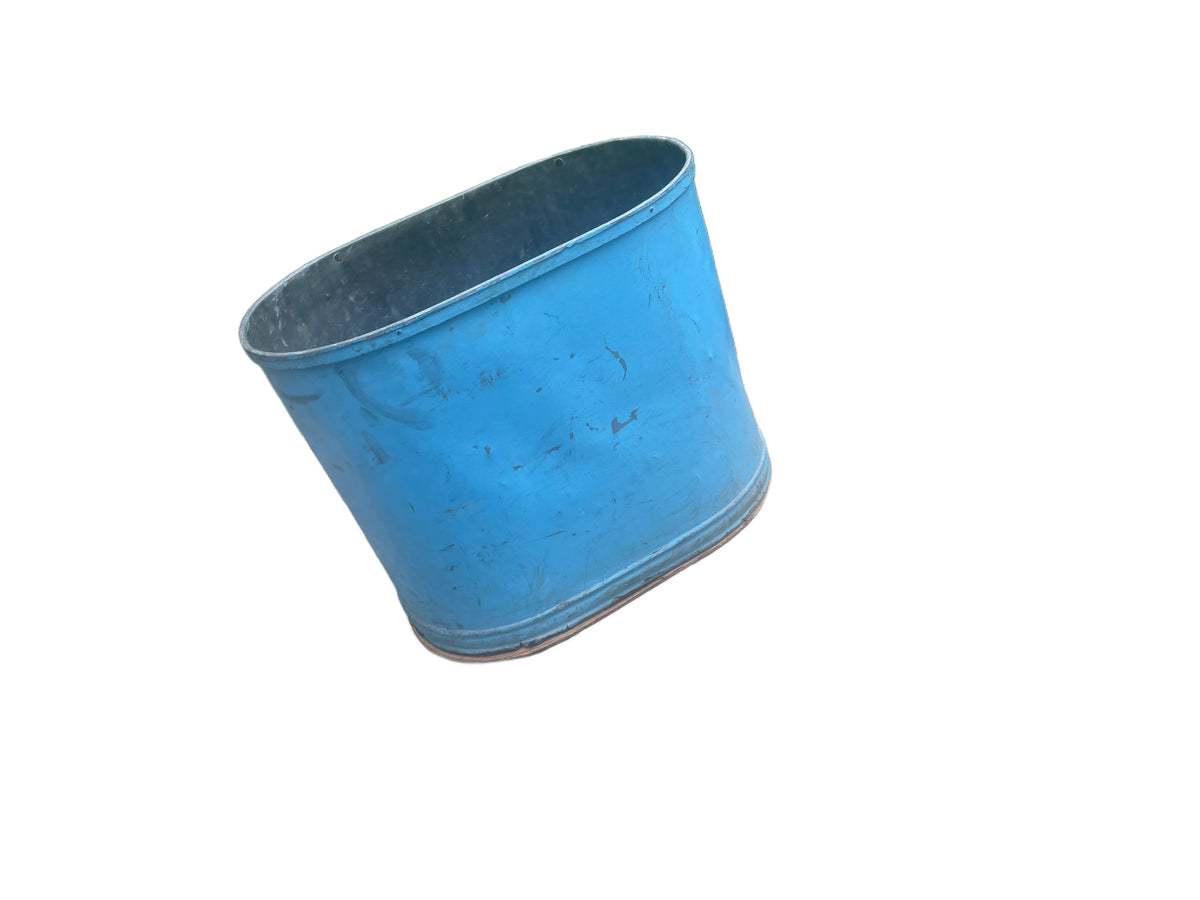 tulip decoration, zinc lined planter, oval planter,