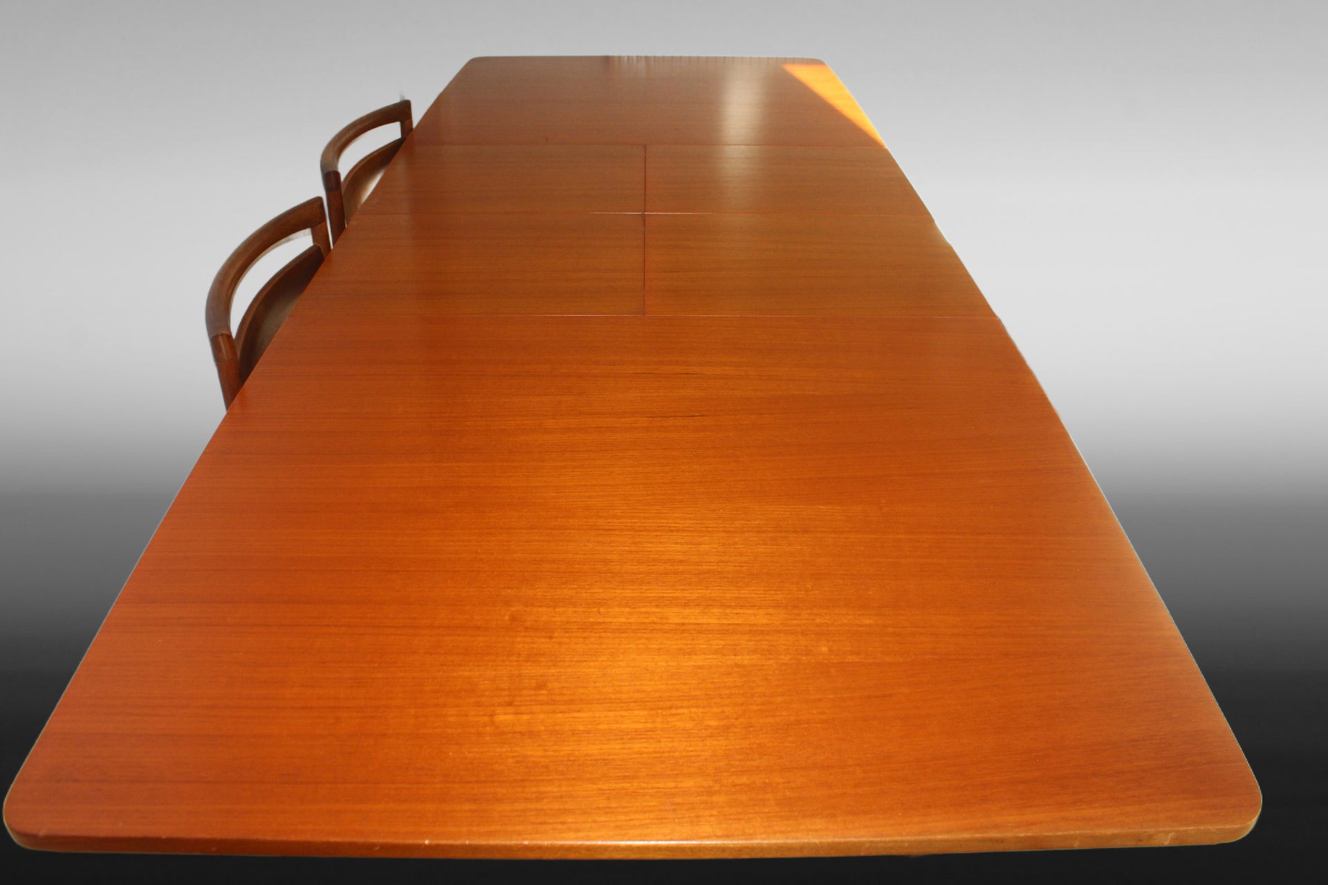 vintage Mid-century McIntosh T3 dining table Sussex 